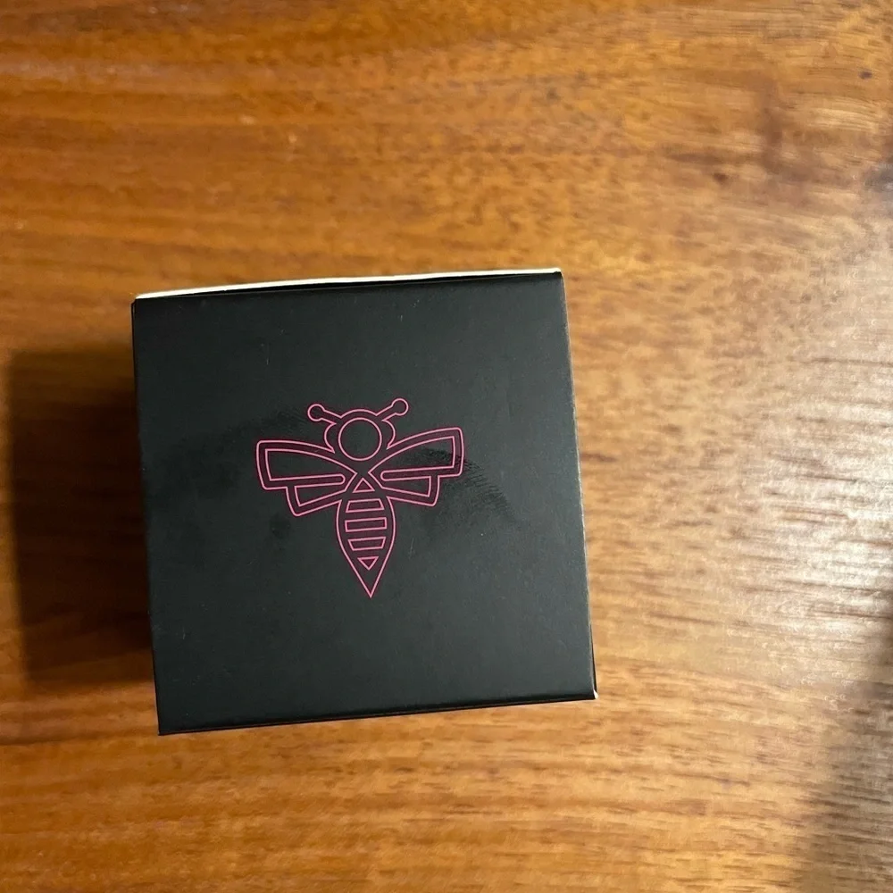 NEW Cannuka Calming Eye Balm Cream